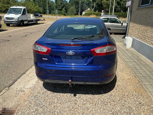 2014 ford mondeo titanium personenauto - afbeelding 33 van  38