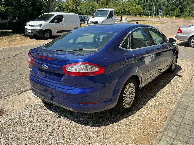 2014 ford mondeo titanium personenauto - afbeelding 3 van  4