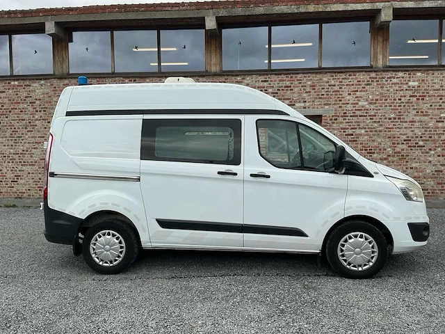 2014 ford transit custom ambulance - afbeelding 15 van  17