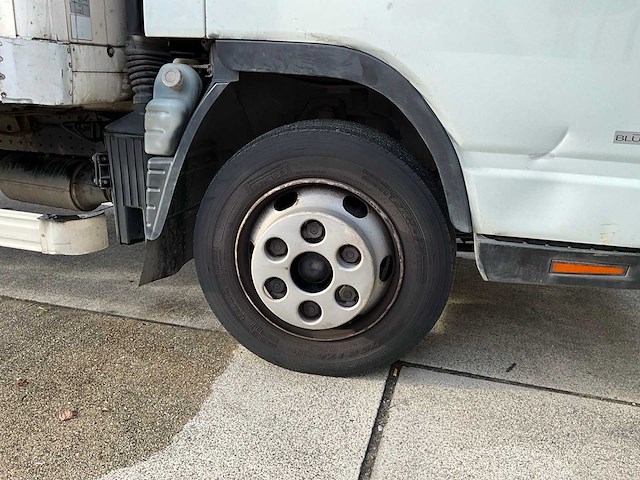 2014 fuso canter vrachtwagen - afbeelding 2 van  36