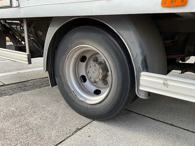 2014 fuso canter vrachtwagen - afbeelding 3 van  36