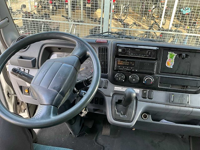 2014 fuso canter vrachtwagen - afbeelding 13 van  36