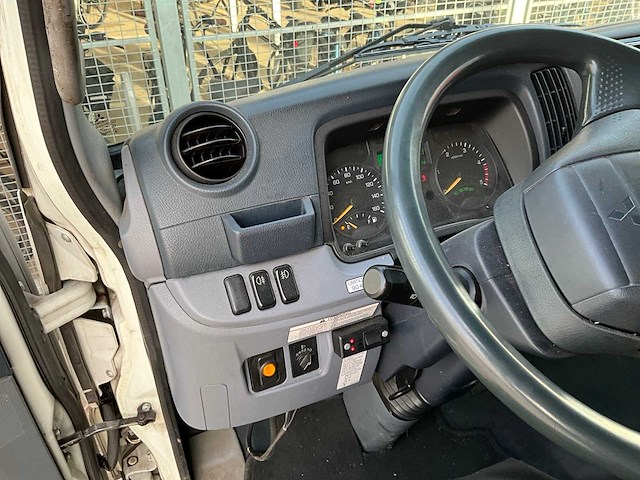 2014 fuso canter vrachtwagen - afbeelding 14 van  36