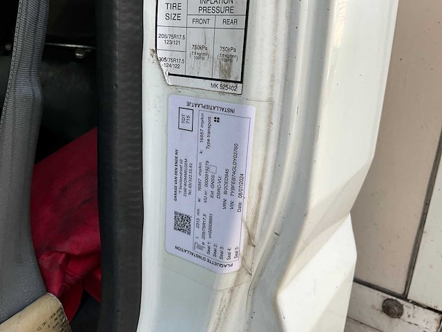 2014 fuso canter vrachtwagen - afbeelding 15 van  36