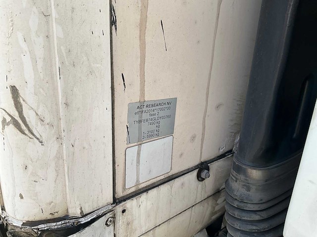 2014 fuso canter vrachtwagen - afbeelding 16 van  36