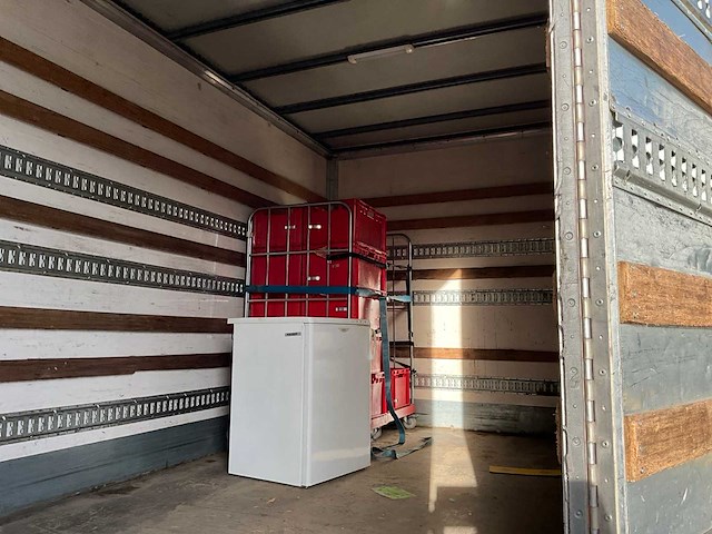 2014 fuso canter vrachtwagen - afbeelding 18 van  36