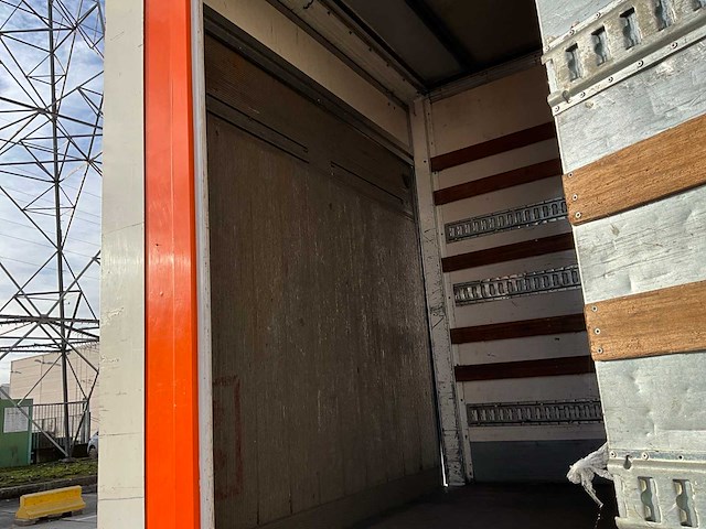 2014 fuso canter vrachtwagen - afbeelding 20 van  36