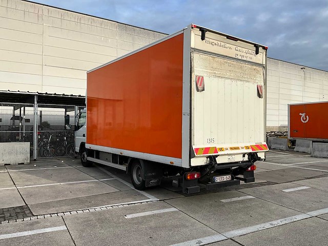 2014 fuso canter vrachtwagen - afbeelding 32 van  36