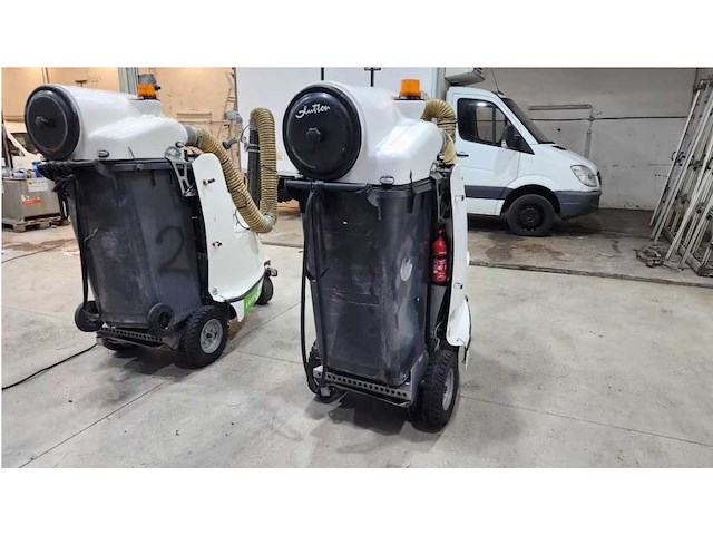 2014 glutton 2411 electrical industrial vacuum cleaner (2x) - afbeelding 13 van  18
