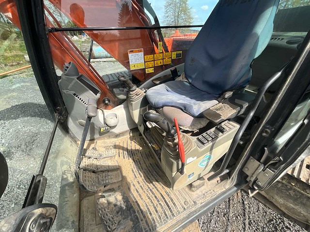 2014 hitachi 180 lcn rupsgraafmachine - afbeelding 2 van  45