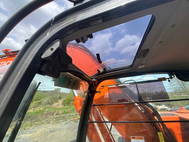 2014 hitachi 180 lcn rupsgraafmachine - afbeelding 4 van  45