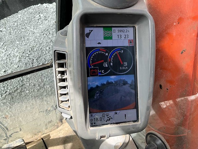 2014 hitachi 180 lcn rupsgraafmachine - afbeelding 7 van  45