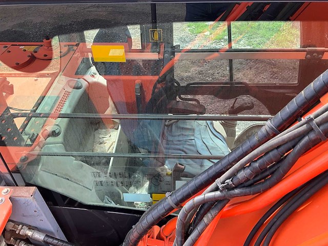 2014 hitachi 180 lcn rupsgraafmachine - afbeelding 10 van  45