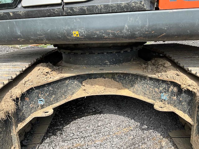 2014 hitachi 180 lcn rupsgraafmachine - afbeelding 28 van  45