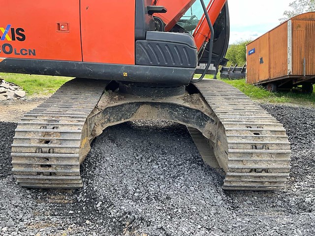 2014 hitachi 180 lcn rupsgraafmachine - afbeelding 32 van  45