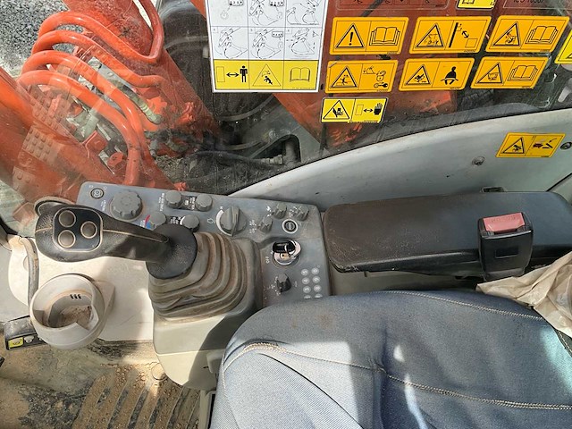 2014 hitachi 180 lcn rupsgraafmachine - afbeelding 5 van  38