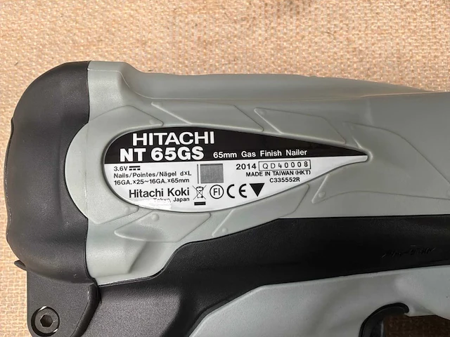 2014 hitachi nt 65gs gas-strayspijkerapparaat - afbeelding 3 van  5