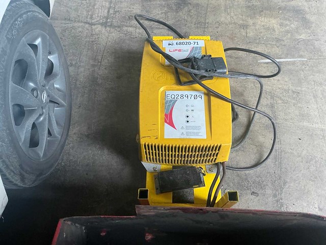 2014 hyster j2.0xnt lwb vorkheftruck (68020-71) - afbeelding 9 van  18