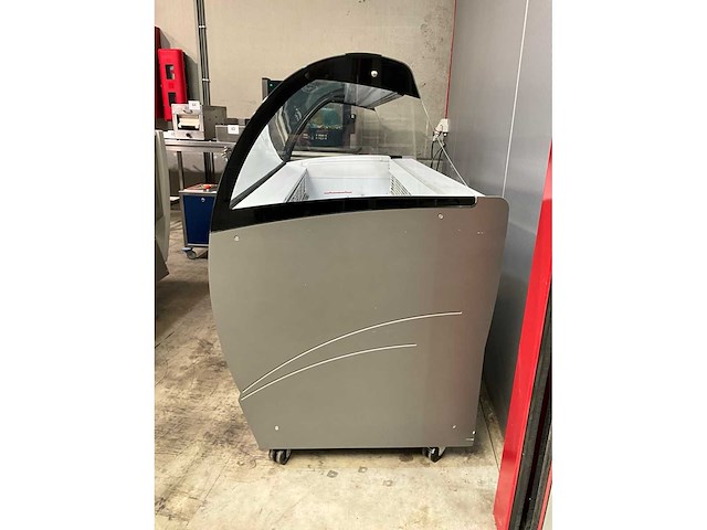 2014 isa isabella lx 13 rstb ijsvitrine - afbeelding 3 van  10