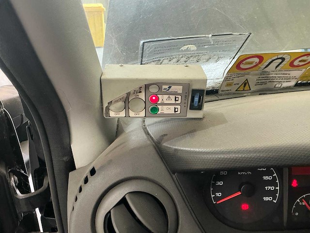 2014 iveco 50c15 telescoophoogtewerker - afbeelding 10 van  30