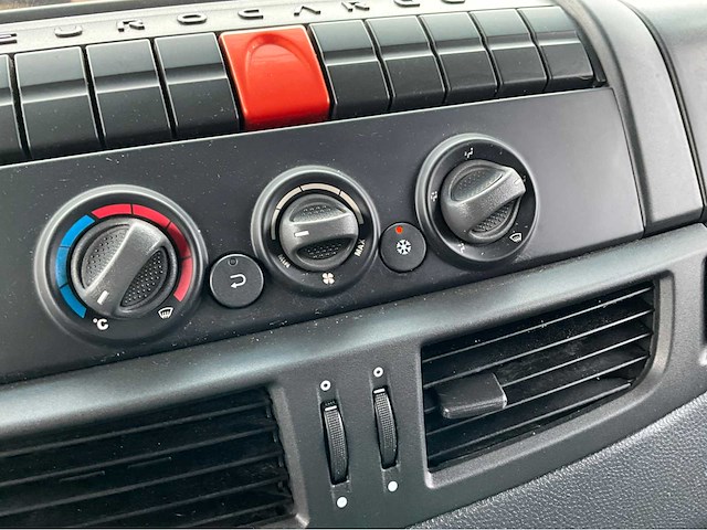 2014 iveco eurocargo 160e25 koel-/vriesvrachtwagen met thermo king t-1000r - afbeelding 22 van  58