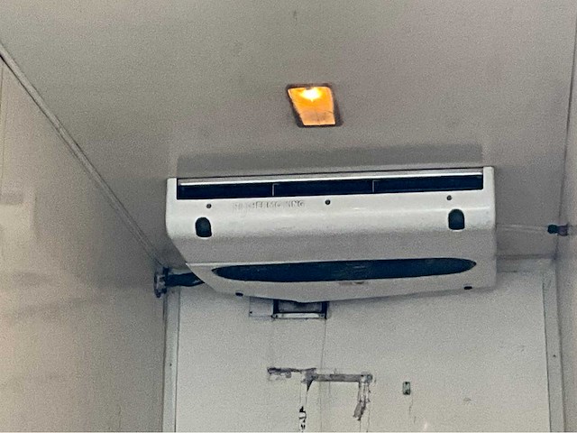 2014 iveco eurocargo 160e25 koel-/vriesvrachtwagen met thermo king t-1000r - afbeelding 40 van  58