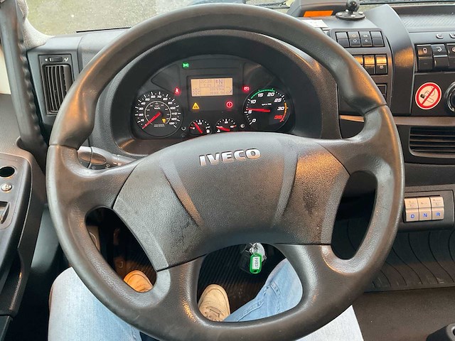 2014 iveco ig160e2ca vrachtwagen - afbeelding 13 van  45