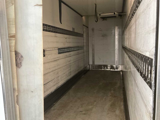 2014 iveco ig160e2ca vrachtwagen - afbeelding 25 van  45