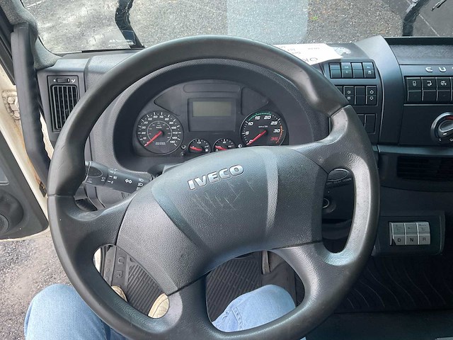 2014 iveco ig160e2ca vrachtwagen - afbeelding 26 van  31