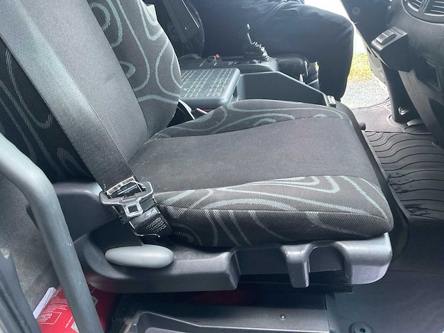 2014 iveco ig160e2ca vrachtwagen - afbeelding 14 van  31