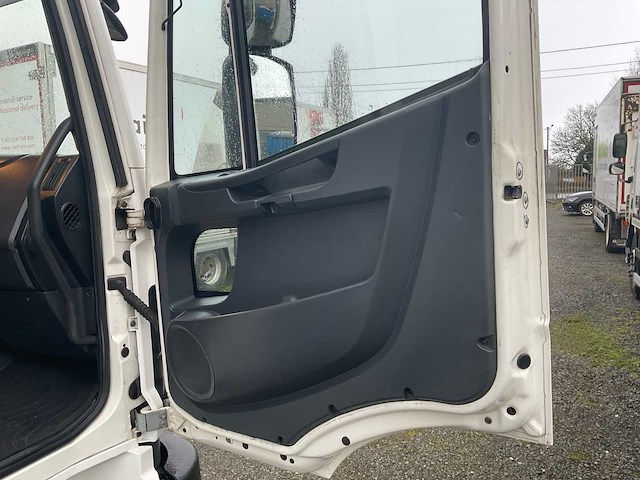 2014 iveco ig160e2ca vrachtwagen - afbeelding 22 van  45