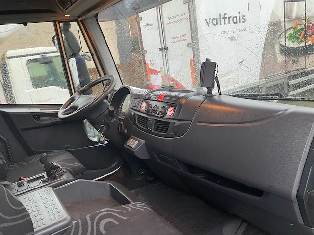 2014 iveco ig160e2ca vrachtwagen - afbeelding 25 van  45