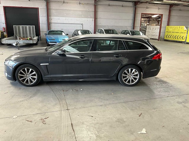 2014 jaguar xf sportbrake - afbeelding 13 van  16