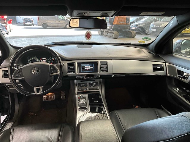 2014 jaguar xf sportbrake - afbeelding 15 van  16
