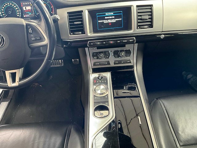 2014 jaguar xf sportbrake - afbeelding 16 van  16