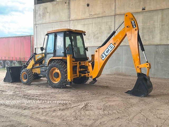 2014 jcb 3dx graaflaadmachine - afbeelding 21 van  27