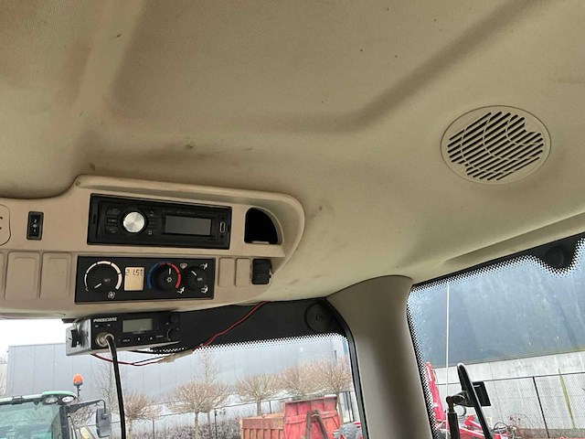 2014 john deere 6210r vierwielaangedreven landbouwtractor - afbeelding 18 van  41