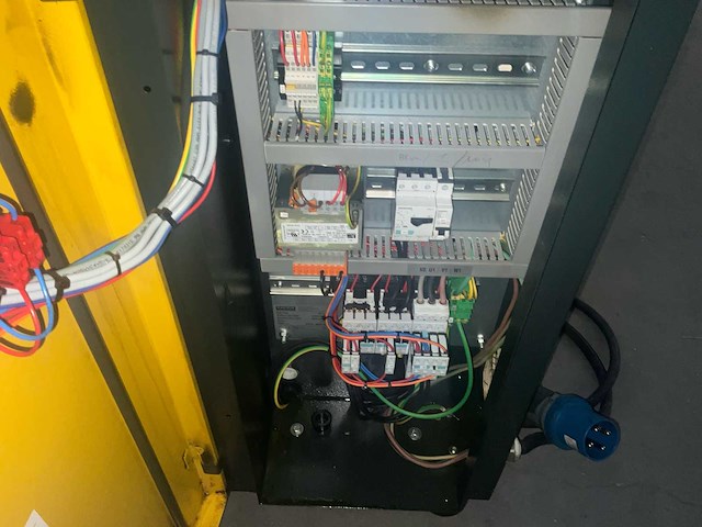 2014 kaeser sm 12 - schroefcompressor - afbeelding 12 van  13