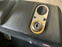 2014 kärcher km 130/300 r lpg zelfrijdende veegmachine (69001-52) - afbeelding 7 van  16