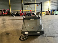 2014 kärcher km 130/300 r lpg zelfrijdende veegmachine (69001-52) - afbeelding 9 van  16