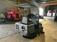 2014 kärcher km 130/300 r lpg zelfrijdende veegmachine (69001-52) - afbeelding 12 van  16