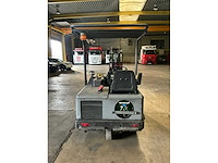 2014 kärcher km 130/300 r lpg zelfrijdende veegmachine (69001-52) - afbeelding 13 van  16