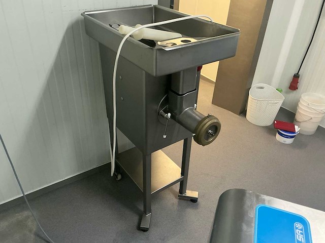 2014 kobe sw100 professionele gehaktmolen - afbeelding 2 van  5