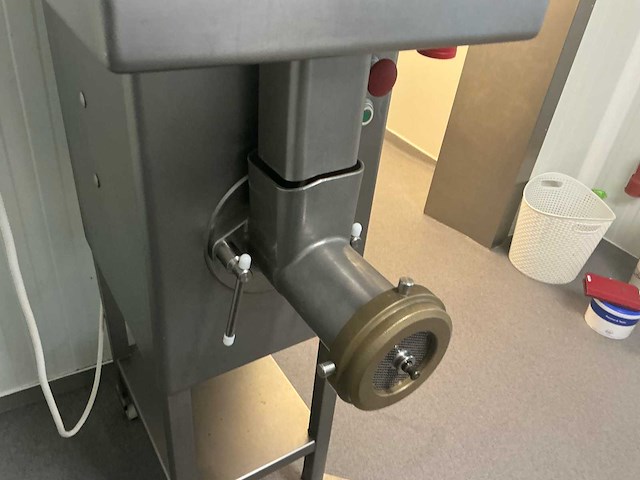 2014 kobe sw100 professionele gehaktmolen - afbeelding 4 van  5