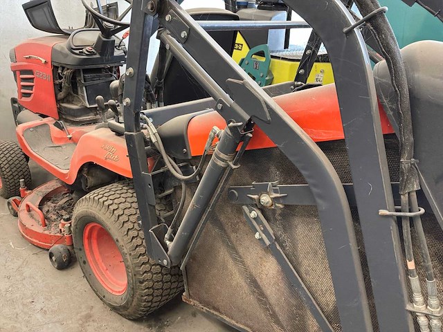 2014 kubota g23 tractor-type grasmaaier - afbeelding 13 van  24
