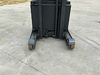 2014 linde r14 reach truck - afbeelding 4 van  44