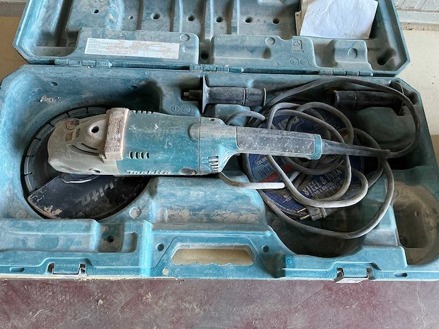 2014 makita ga9020 haakse slijpmachine - afbeelding 1 van  4