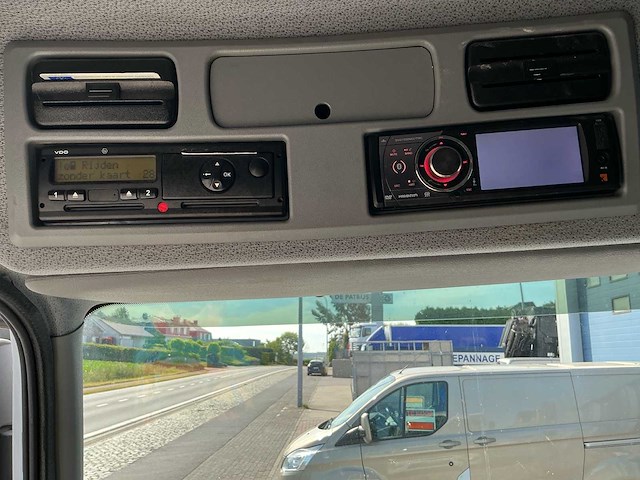 2014 mercedes atego vrachtwagen gesloten laadbak - afbeelding 19 van  34