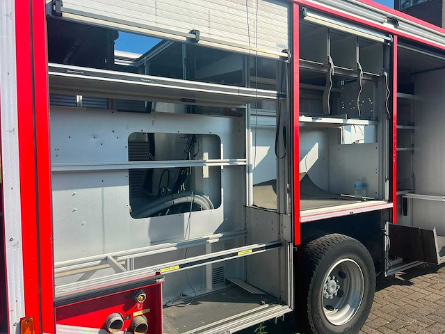 2014 mercedes-benz 1329 f vrachtwagen pompwagen - afbeelding 2 van  41