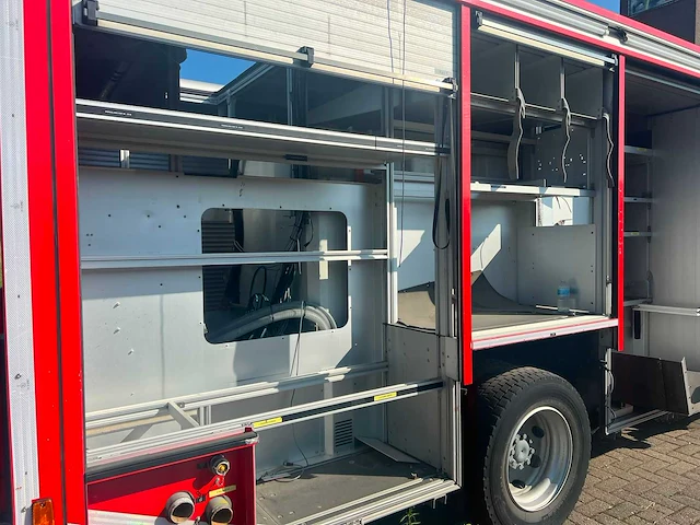 2014 mercedes-benz 1329 f vrachtwagen pompwagen - afbeelding 3 van  41